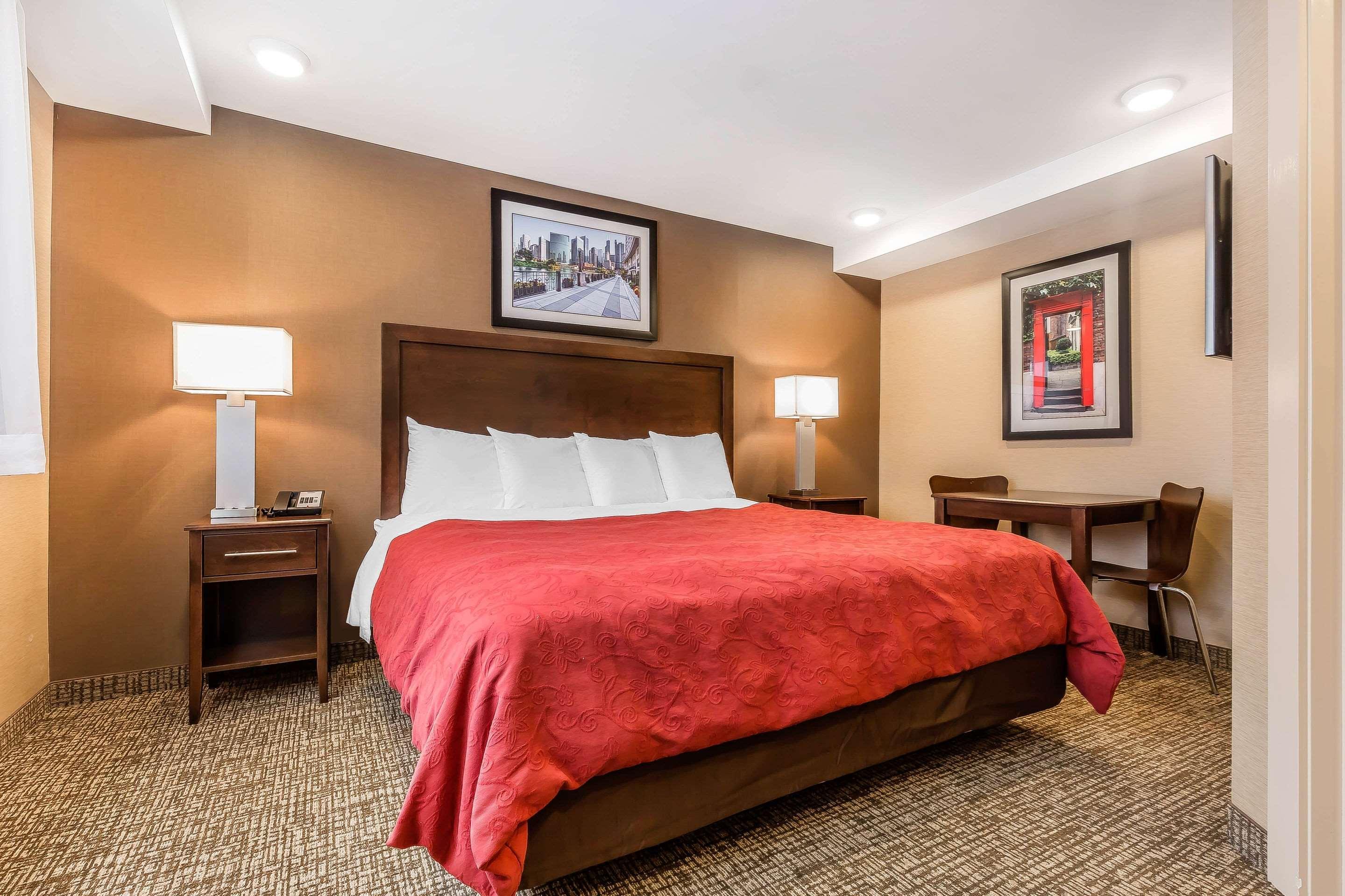 Rodeway Inn Chicago/Evanston Lincolnwood Bagian luar foto
