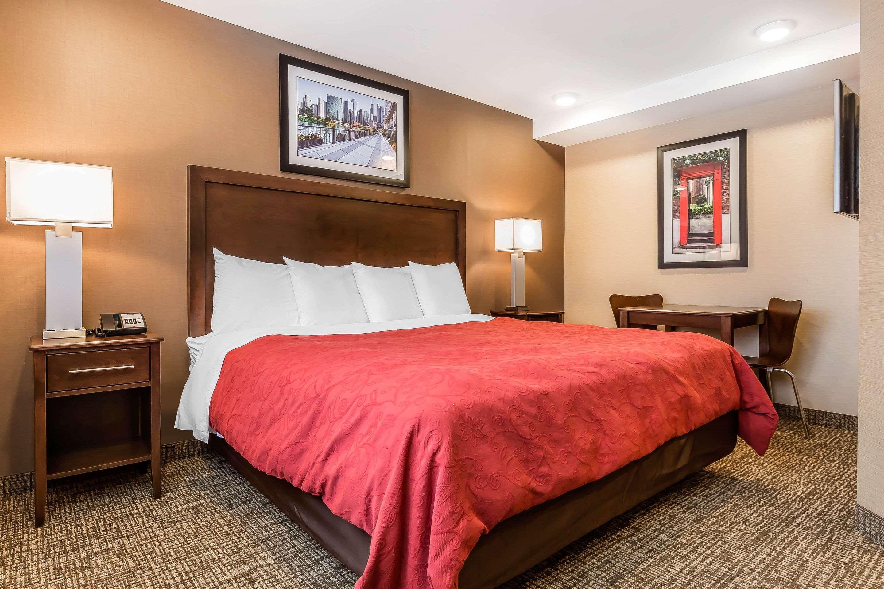 Rodeway Inn Chicago/Evanston Lincolnwood Bagian luar foto